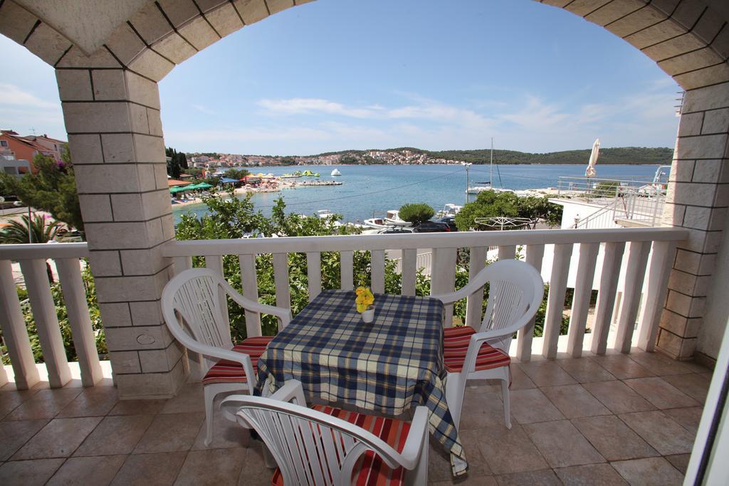 Apartments Mjm Trogir Phòng bức ảnh